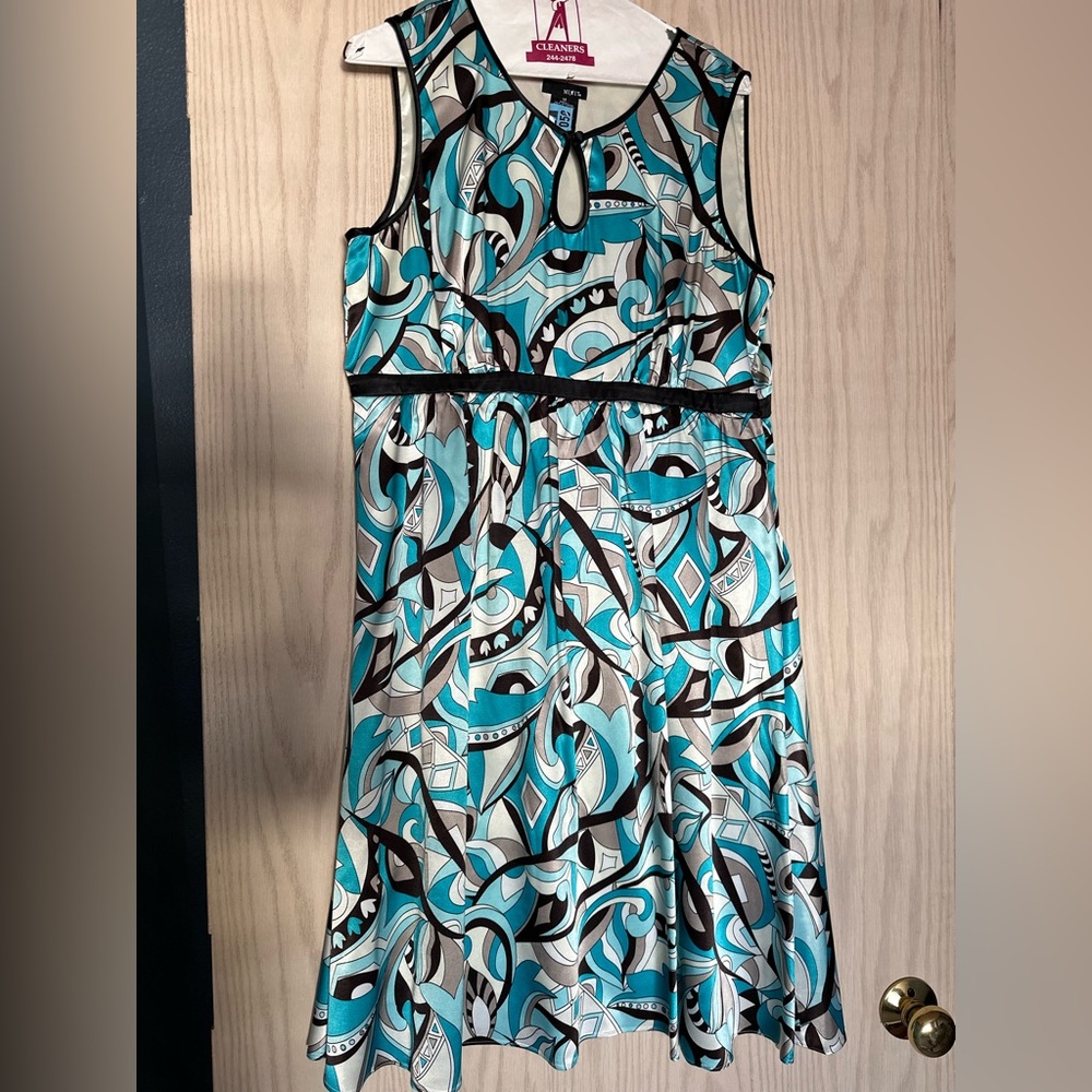 Geometric/abstract/swirl dress